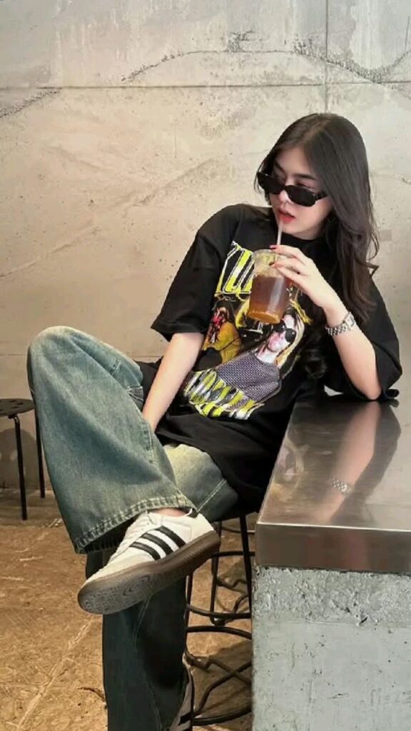 Inspirasi Outfit Street Style & Fashion Casual Wanita