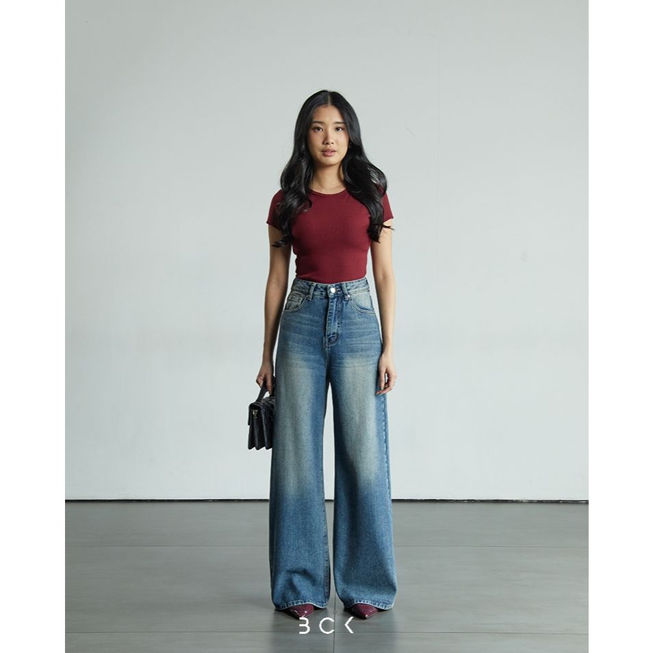 Jeans Sesuai Bentuk Tubuh: Tips Denim Fashion Terbaik