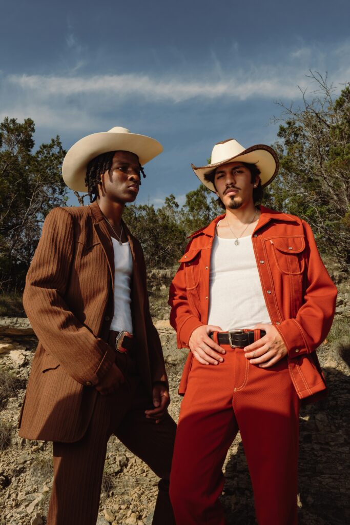 Tips Fashion Country untuk Tampilan Casual yang Memikat